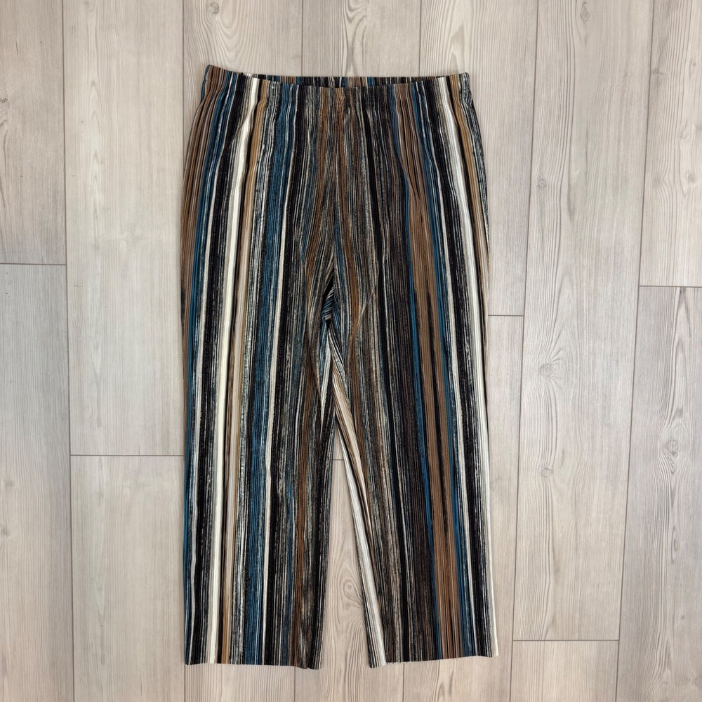 Chicos Travelers Collection Striped Pleated Pants Brown Blue Size 2P Petite